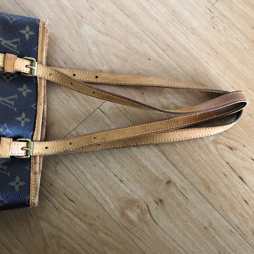 Authentic Louis Vuitton bucket pm shoulder bag - Picture 7 of 8